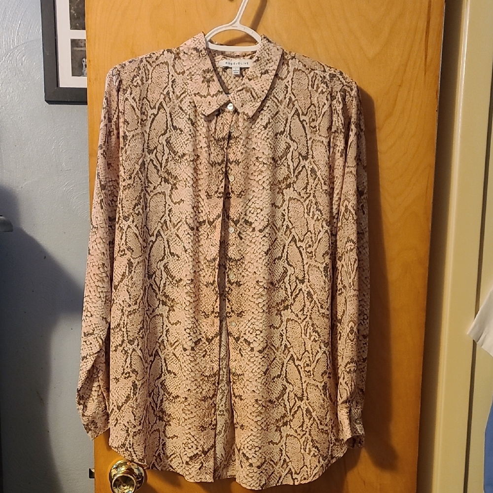 Rose & Olive Tan Long Sleeve Boxy Blouse
